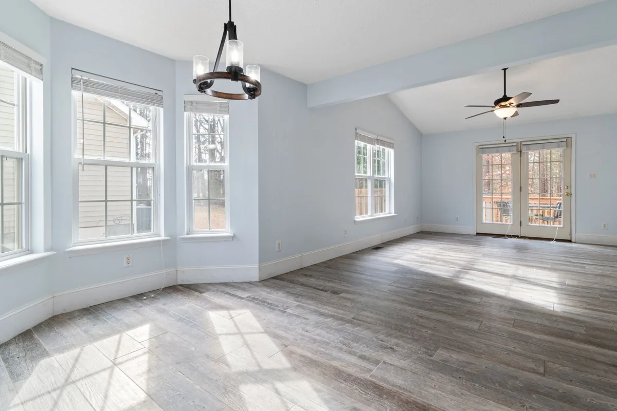 Clean, safe room after biohazard cleanup in Lithonia, GA